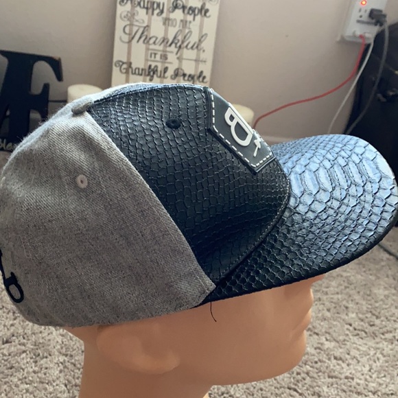 BB black hat - Picture 2 of 9